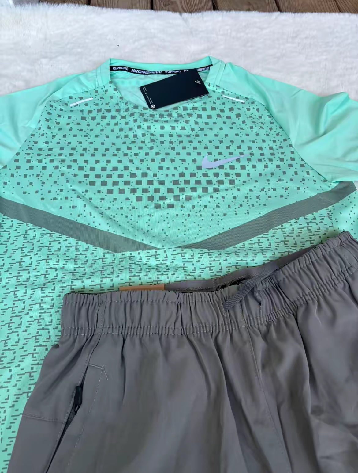 Ensemble Nike Running Bleu Ciel et Gris